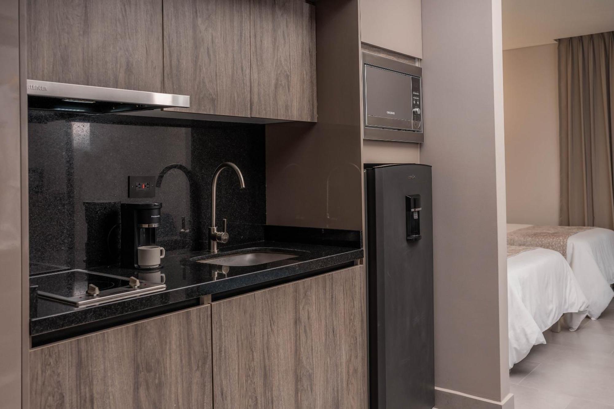 Amari Living Suites Барранкилья Экстерьер фото